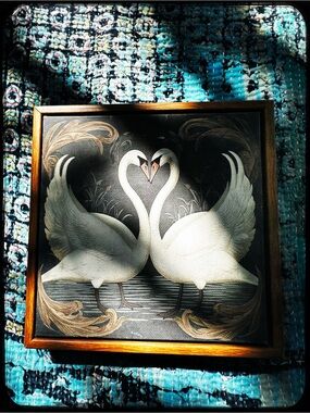 Swan Art
